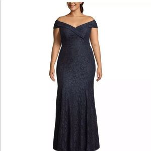 Xscape Womens Navy Lace Formal Gown Plus 22W